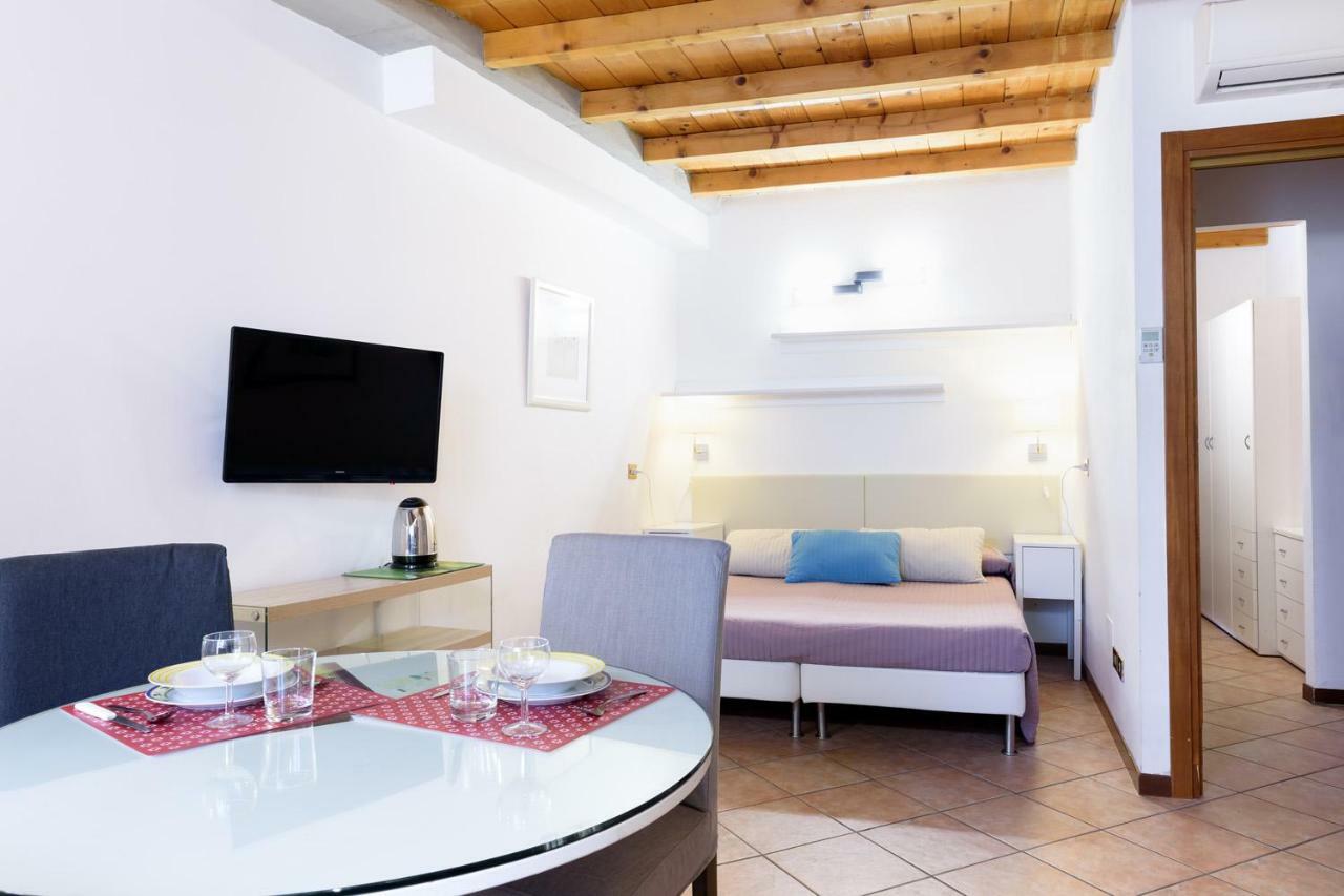 Diaz Aparthotel 2*