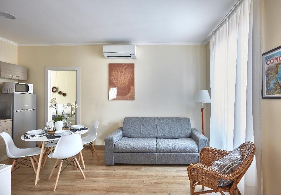 Beautiful Bohemian In Center Conditioned Air Apartment *