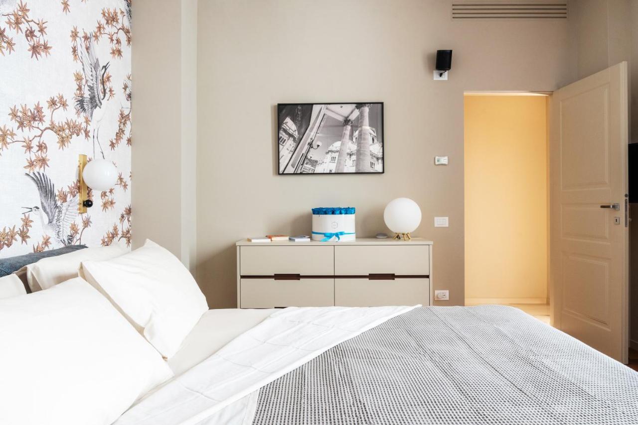 Apartment Palazzo Visconti - By Myhomeincomo Como