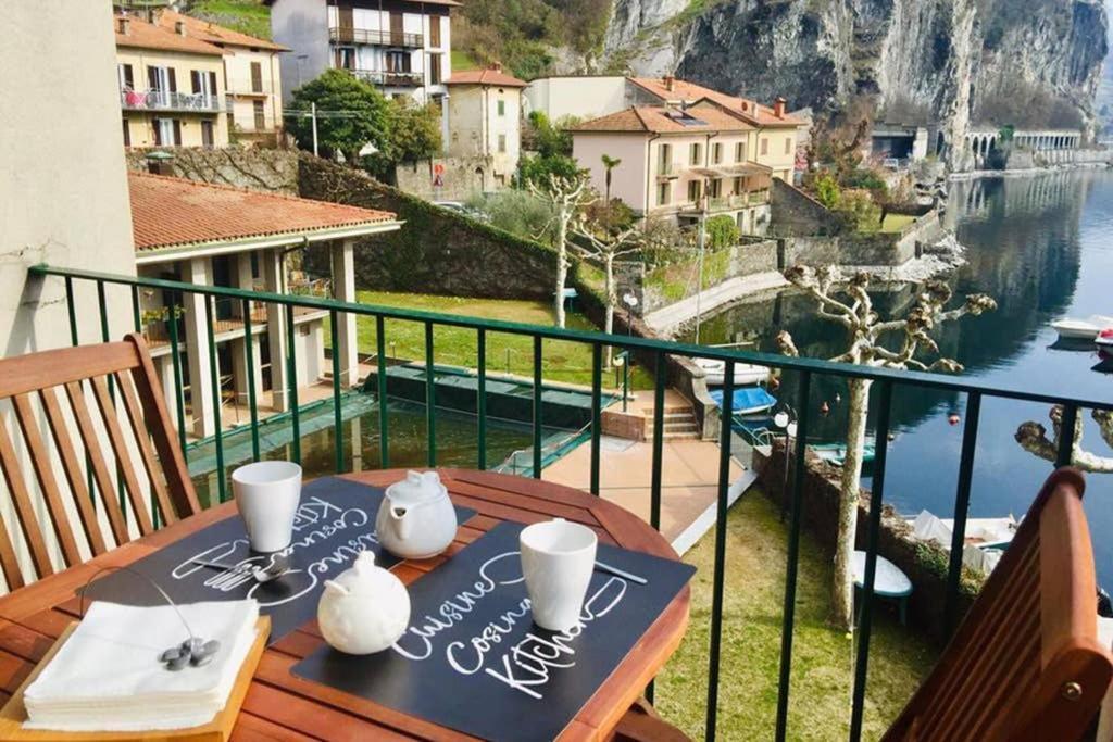 Mamma Ciccia - Lake Front Apartment, Beach And Swimming Pool Apartment Lierna