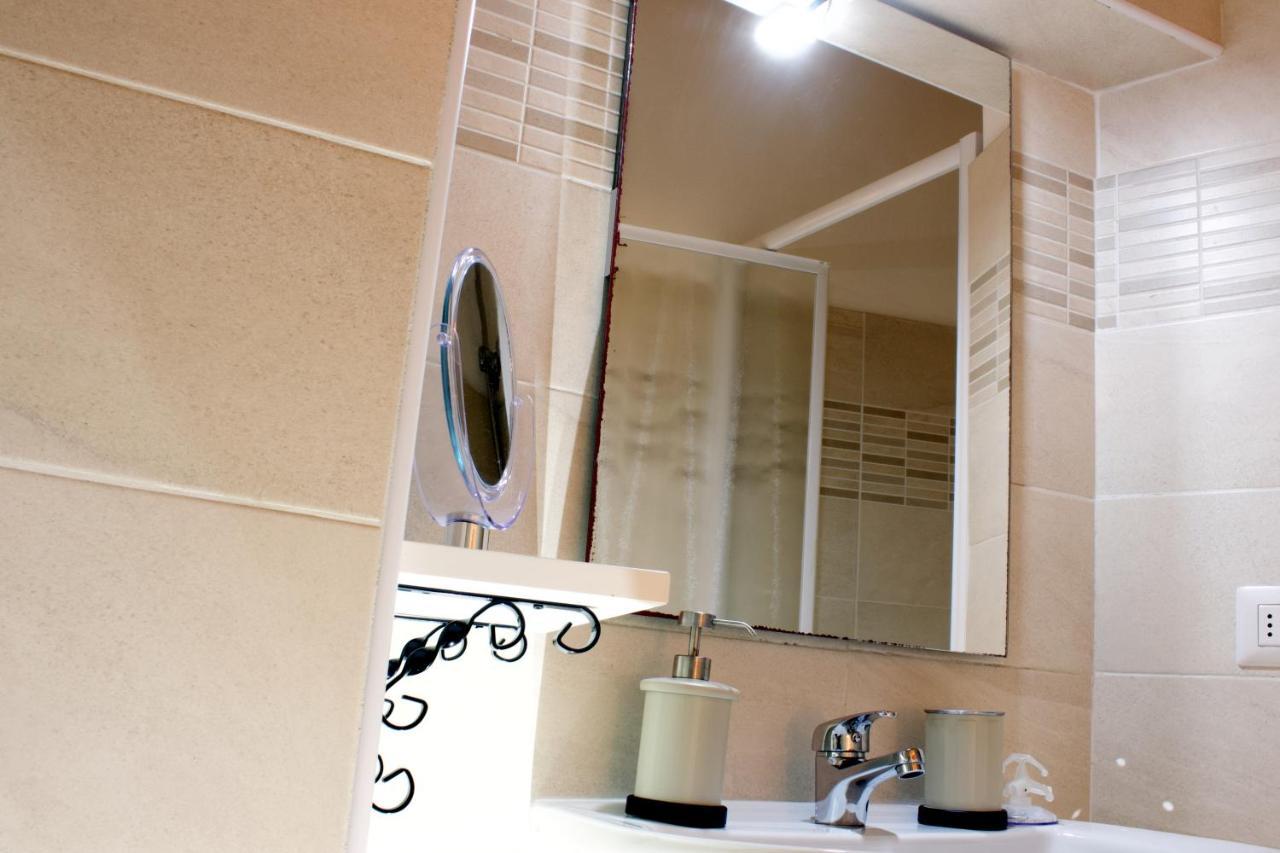 La Magnolia Guests House Bed & Breakfast Dervio