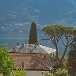 P Terrace - Lake View By Rent All Como