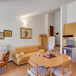 Cozy And Quiet Apartment On The Hills Of Lenno! Free Parking Nearby