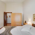 Cozy And Quiet Apartment On The Hills Of Lenno! Free Parking Nearby