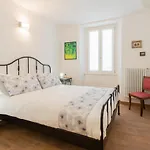 Da Pia In Historycal Como City Centre By Rent All Como