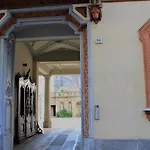 Palazzo Della Torre Elegant Apartment In Como