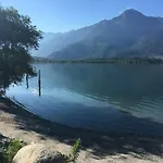 Favoloso Appartamento Fronte Lago, Gera Lario