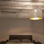 Lecco Center Rooms