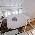 House Of Glass Cathedral View - The House Of Travelers