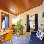 Blue Attic - Historical Como City Center By Rent All Como