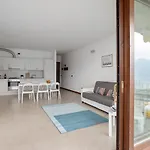 Apt With Panoramic Terrace!