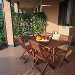 Lallas Home With Garden And Lake View
