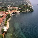 Villa Maggie On Lake Como