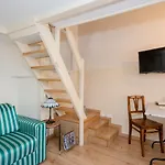 Studio 33 By Holiday Solutions