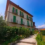 Easy Welcome Green House Regatola