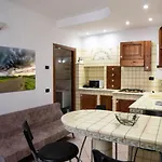 La Maison De Miki