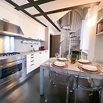 Luxury And Modern Apartment - Mq 270 - In The Heart Of Como