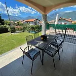 Lago Apartment