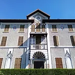 Nona Lakeside Apt At Patrician Villa