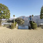 Willow House