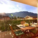 Lenno Village Apartment-Pool, Parking, Garden-By Italian Apartments