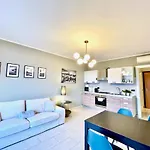La Vista By Design Studio