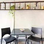 Anita\'S Apartment