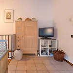 3-Bedroom Lake View Apartment Casa Della Famiglia