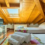 Apartment Maya - Tremezzina