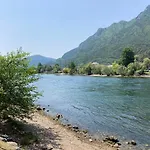 Large Well-Equipped Appartement Near Como Lake