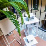 Silvia Como House - The House Of Travelers