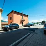 Casacamelia 35, 3 Bdrm With View Lake Como