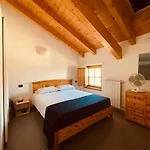 Blue Lake Apartment 20M From The Lake With Box