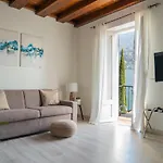 Nagi Lake Como Apartment