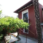 Cozy Modern Apt W Free Parking Bbq & Fully Equipped