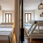 Modern Apartment In Gravedona - Larihome A14