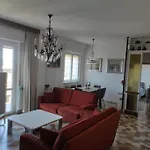 Trilocale Con Vista Panoramica Vicino A Como