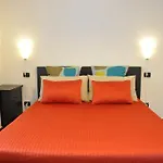 Residence Via Torno