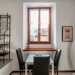 Apartment Piazza Roma By Quokka 360 - Historic Flat In The Centre Of Como