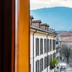 Apartment Piazza Roma By Quokka 360 - Historic Flat In The Centre Of Como
