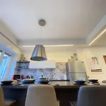 Stylish Apartment In Como Downtown