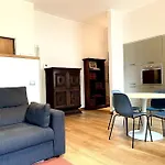 Modern Condo In Como Historic Center