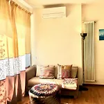 Mascalzone Latino, City Center Apartment