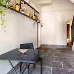 Clelia\'S Apartment