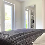 Apartment Riva Lenno