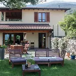 Castel Cottage