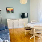 Alexa House Front Lake