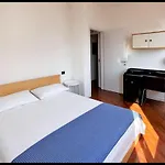 Carate 16 Apartment With Balcony & Lake View