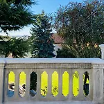 Carlotta\'S Home By Holiday Solutions