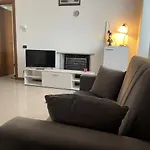 Da Laura